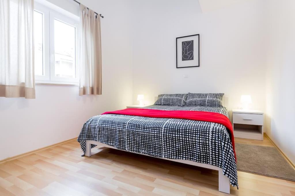 Apartments Punta Премантура Екстериор снимка